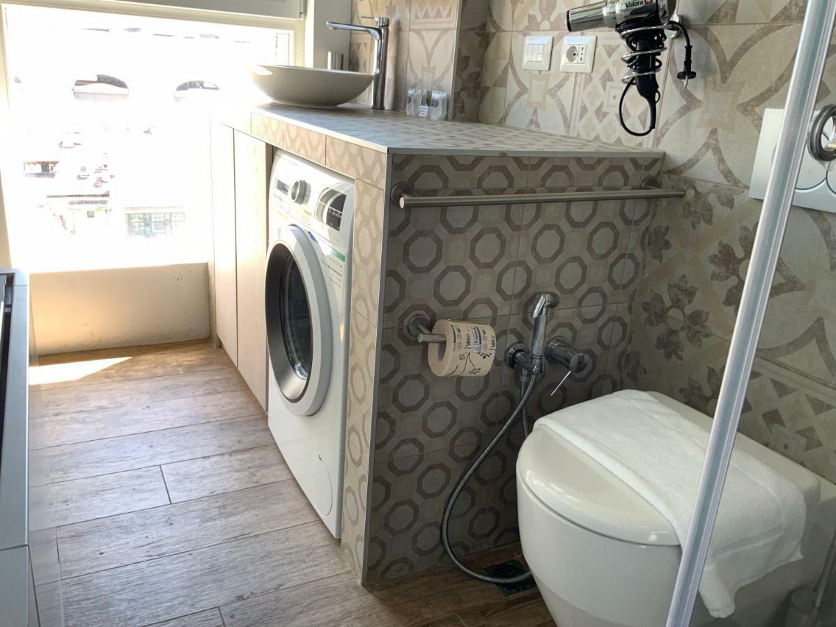 Luxury Studio Unique View Near Main Station Милано Екстериор снимка