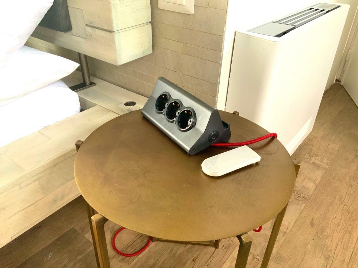 Luxury Studio Unique View Near Main Station Милано Екстериор снимка